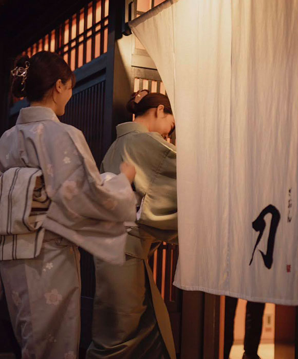 アクセス / ACCESS